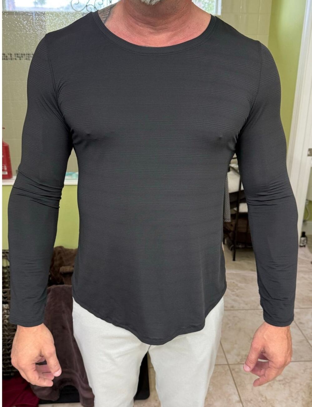 ZYIA Long sleeve black athletic shirt with thumb holes XL